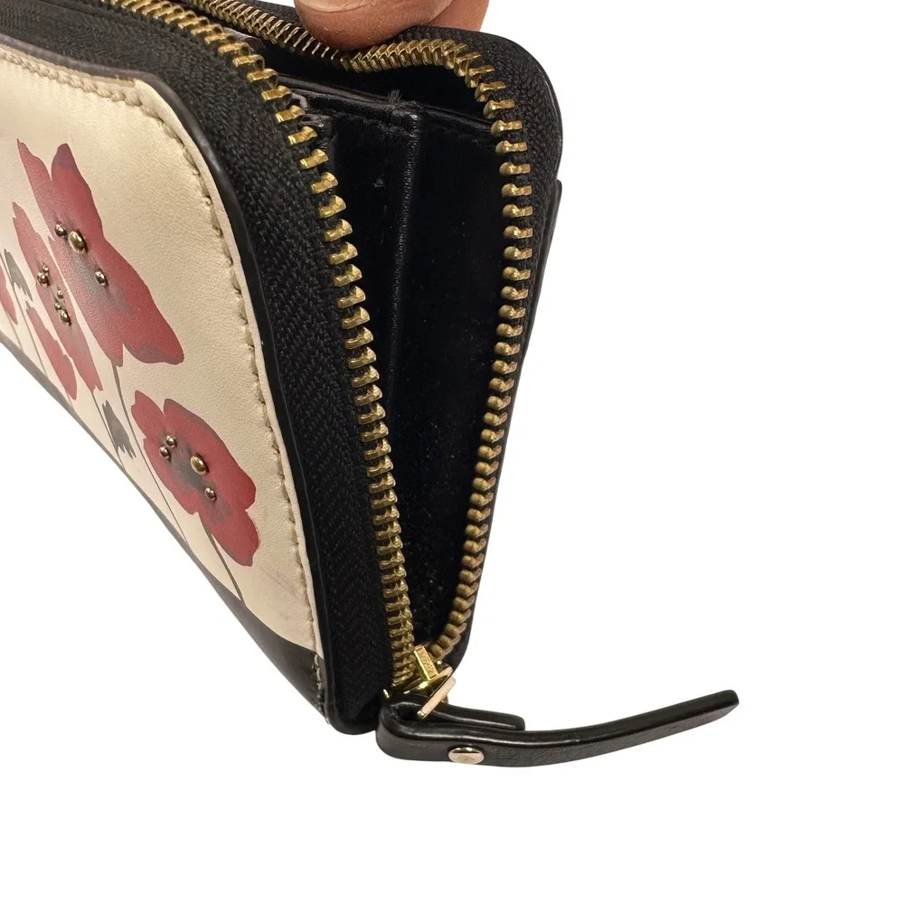 Rare Kate‎ Spade Ooh La La Red Poppy Floral Zip Around Wallet White Black P436